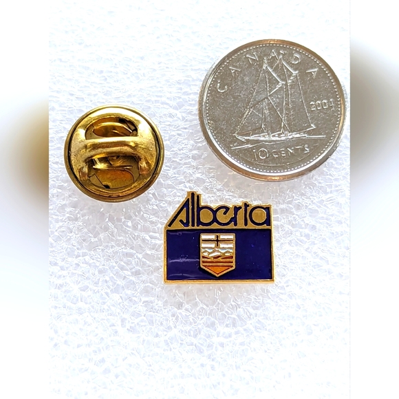 (3 for $20) Alberta Enamel Lapel or Cap Pin - Picture 2 of 2